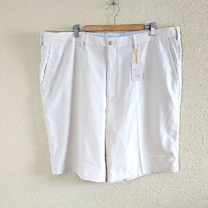 Peter Millar Classic Shorts.